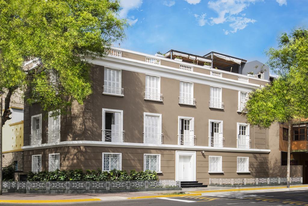 Manor House Lima